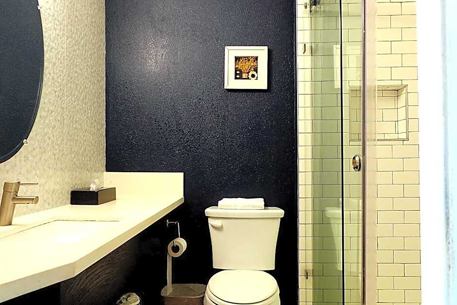 The Onyx Hotel Hollywood
