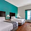 La Quinta Inn & Suites by Wyndham Panama City Beach