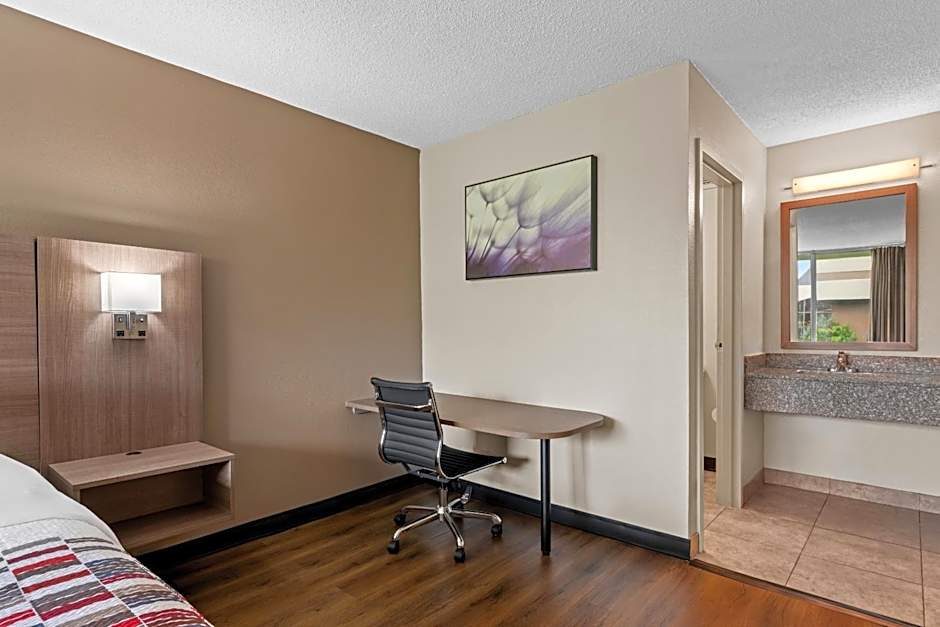 Red Roof Inn Charlotte - Airport