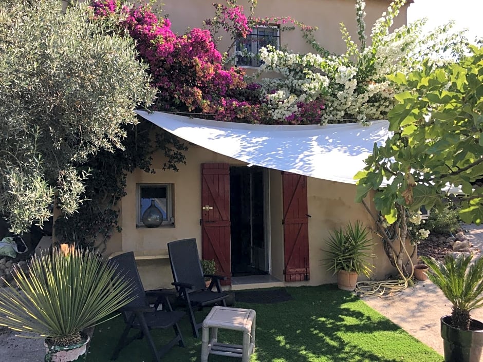 Les Terrasses Sur Mer – Ollioules, WY