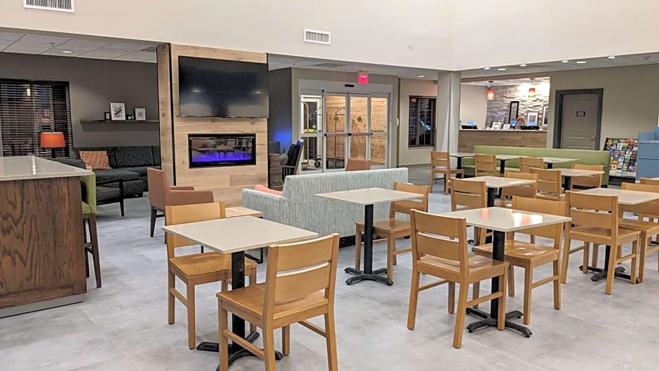 Country Inn & Suites by Radisson, Covington, LA