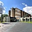 Saint Louis Airport Hotel