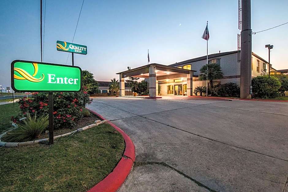 Quality Inn University Near Downtown