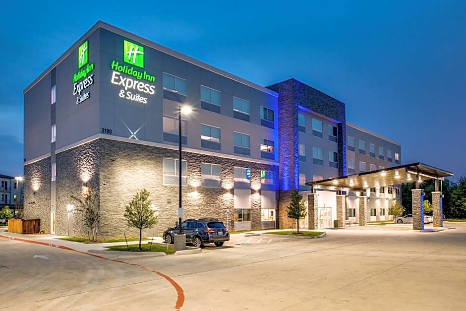 Holiday Inn Express And Suites Denton South By IHG
