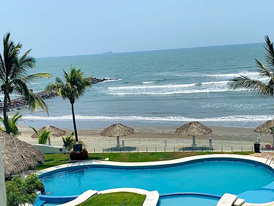 Hotel Playa Caracol