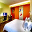 Liwan Lake Garden Inn