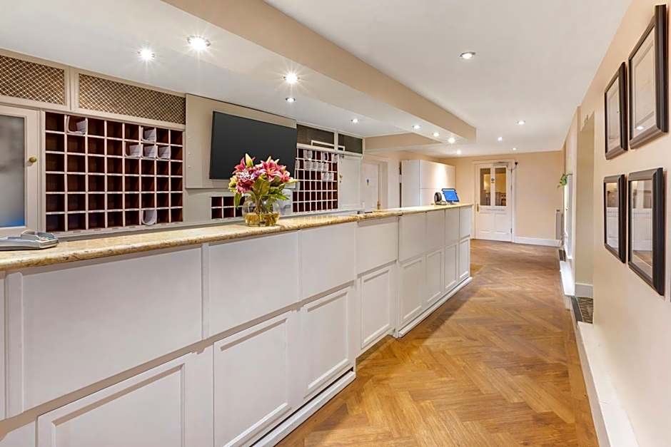 Woodford Bridge Country Club