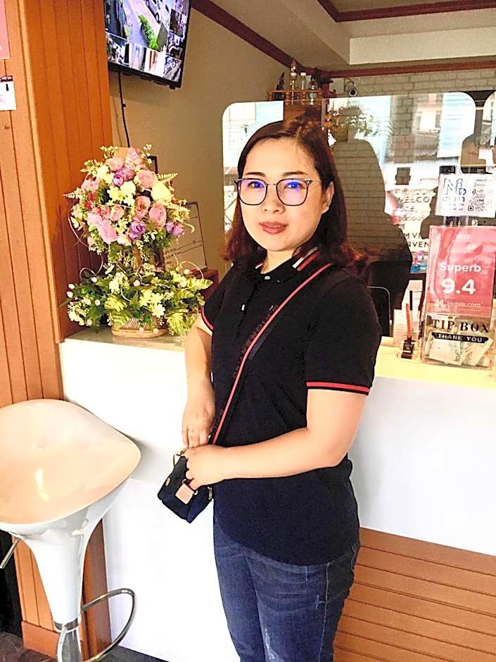 Suthep Home & Hostel