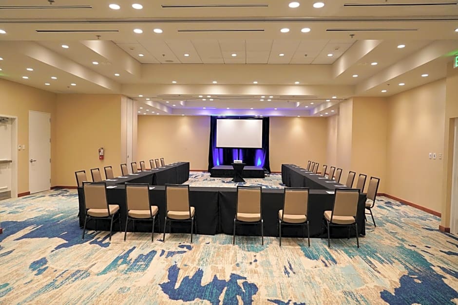 Embassy Suites by Hilton San Juan - Hotel & Casino