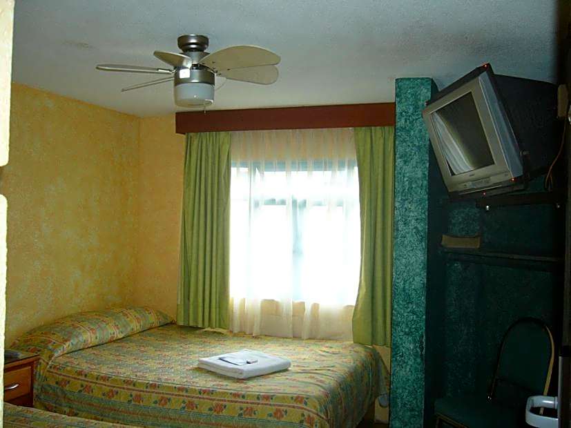 Hotel Del Rio Inn