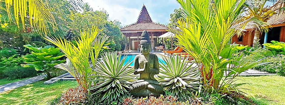 VILLA LE PETIT LEON "Authentic Traditional Wooden House"