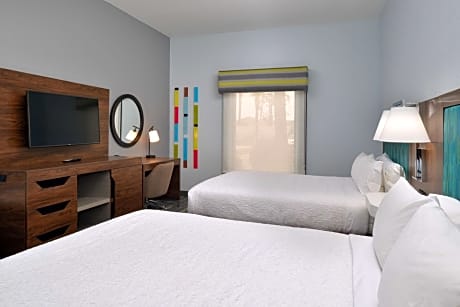 Room with Two Queen Beds - Non-Smoking