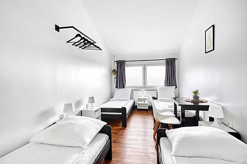 Hostel L44