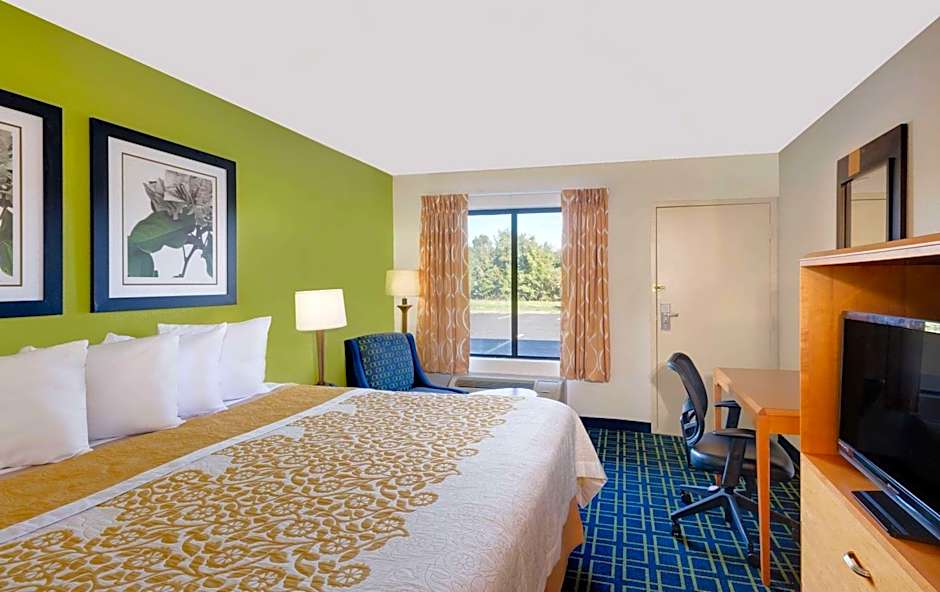 Days Inn by Wyndham Easton