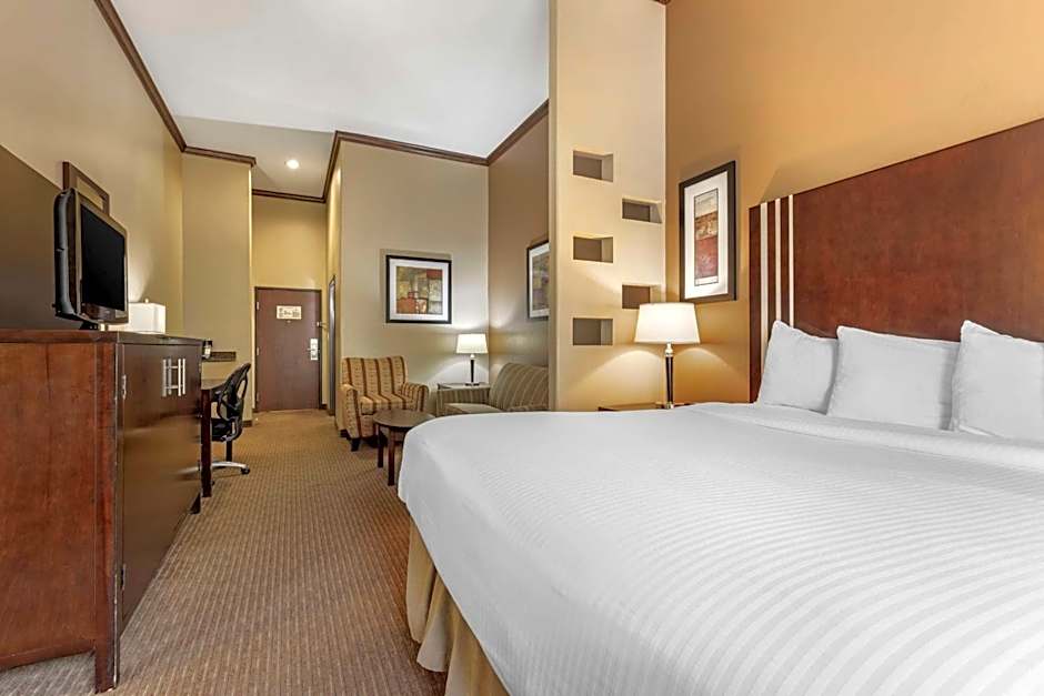 Best Western Plus Texoma Hotel & Suites