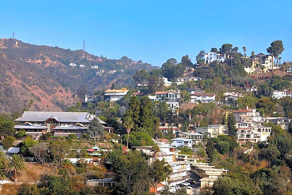 Loews Hollywood Hotel
