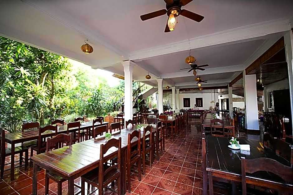 Vangsavath Hotel