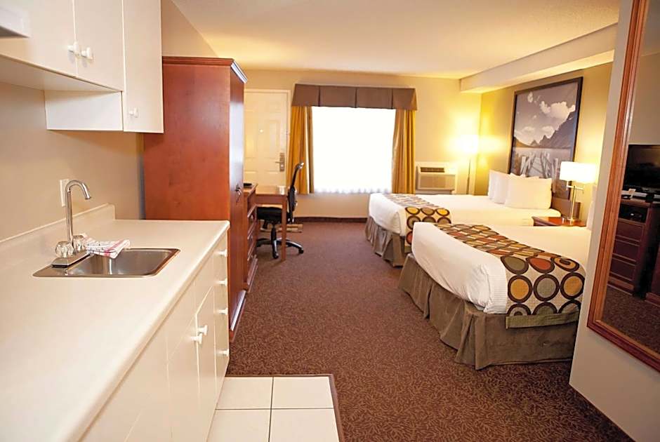 Super 8 by Wyndham Cochrane