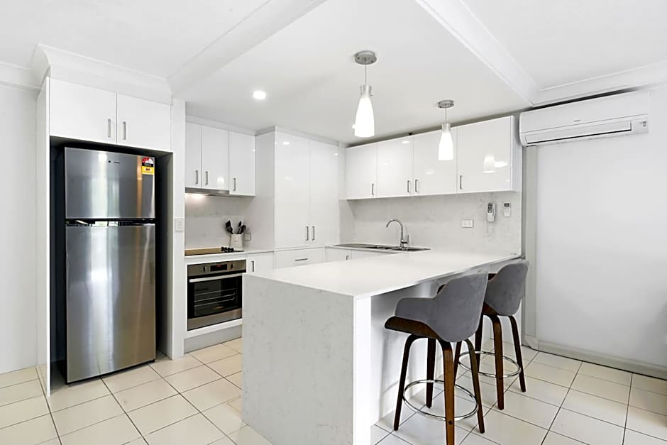 Surfers Century Oceanside Apartments