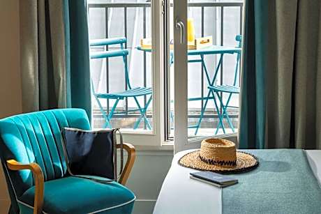 Deluxe Double Room with Balcony