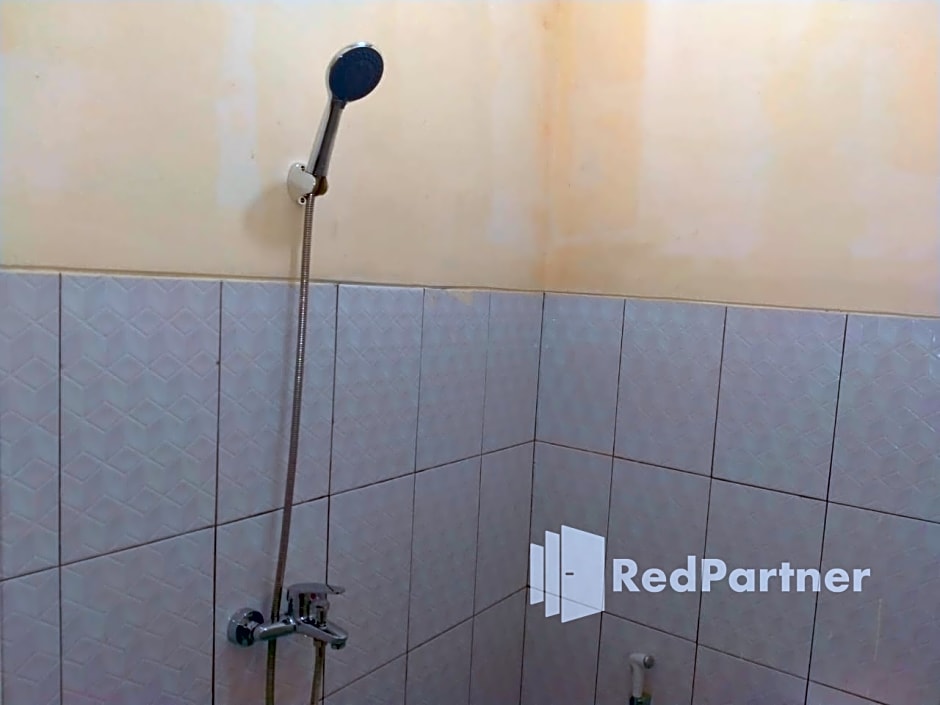 Navisha Guest House Syariah near Exit Tol Batang RedPartner