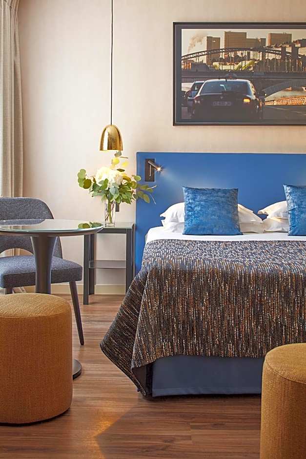 Hotel Atmospheres