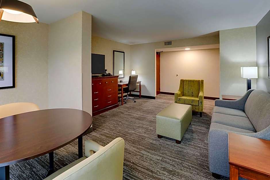Drury Inn & Suites Atlanta Marietta