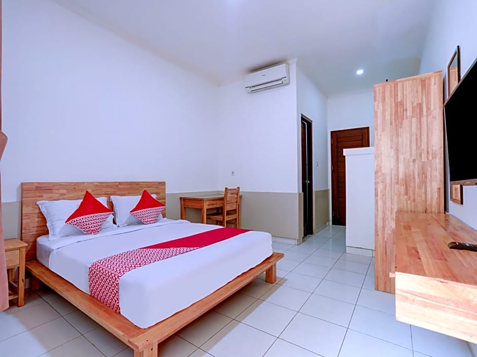 OYO Flagship 90754 Alamanda Guesthouse