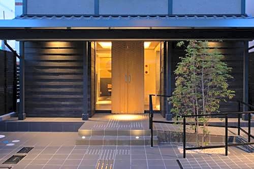 Hotel Ethnography - Higashiyama Sanjo Bettei