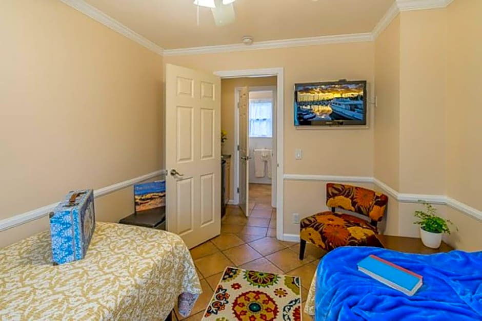 Beach House Inn