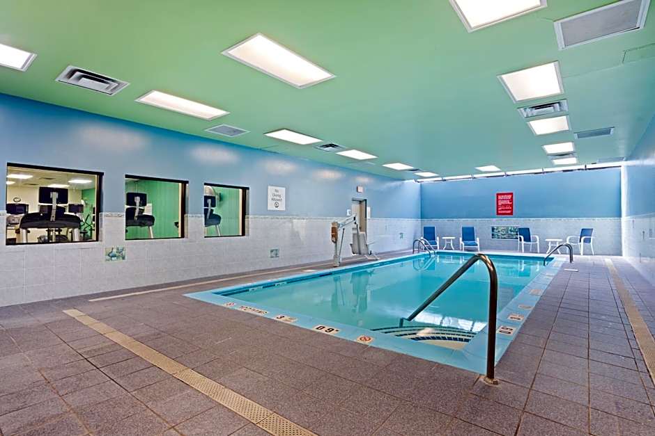 Holiday Inn Express Hauppauge-Long Island By IHG