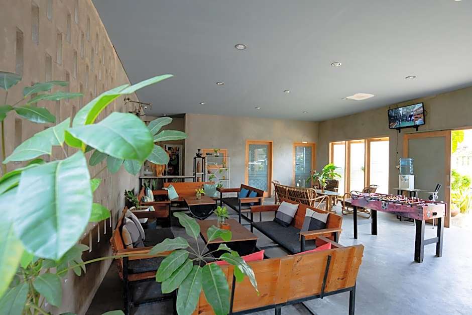 RedDoorz Syariah near Lombok Epicentrum Mall