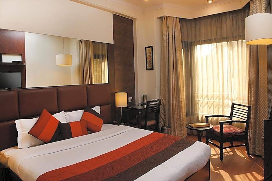 Ahuja Residency-DLF Phase II