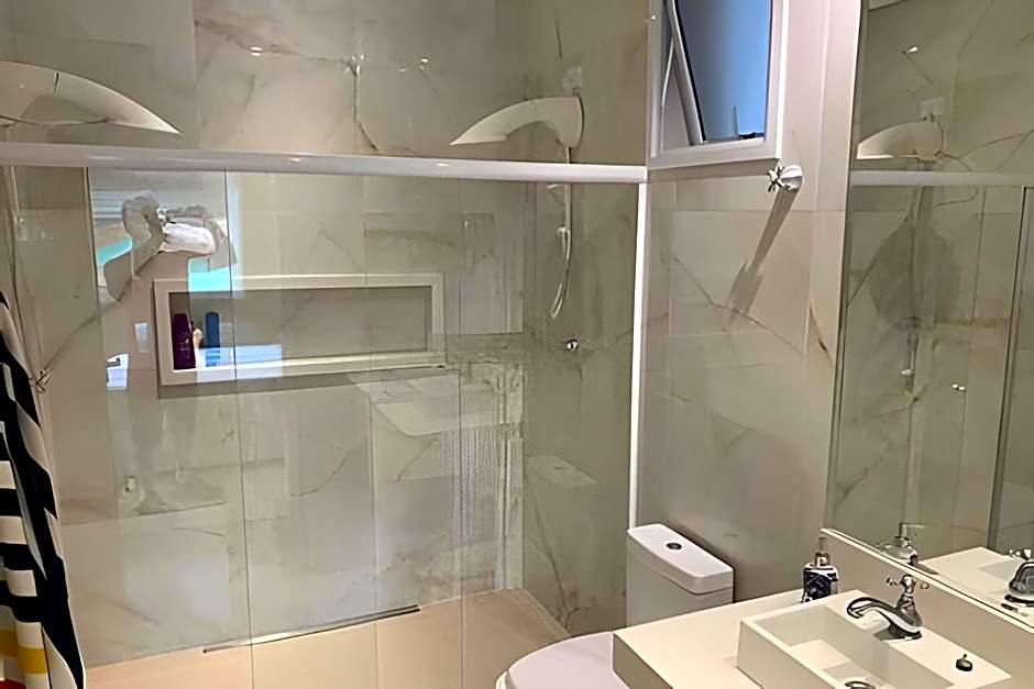 Beira mar alto padrão!