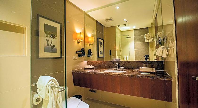 Best Western Plus The Ivywall Hotel - Palawan