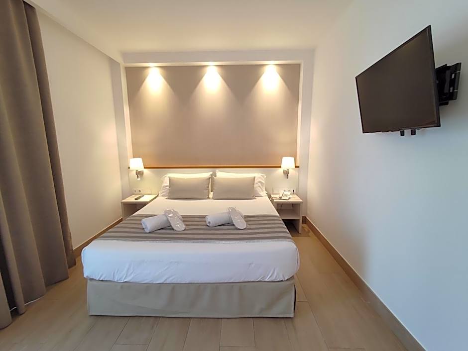 Rosamar Es Blau 4*s - Adults Only