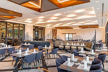 Korineum Golf & Beach Resort - Alojamientos en KYRENIA