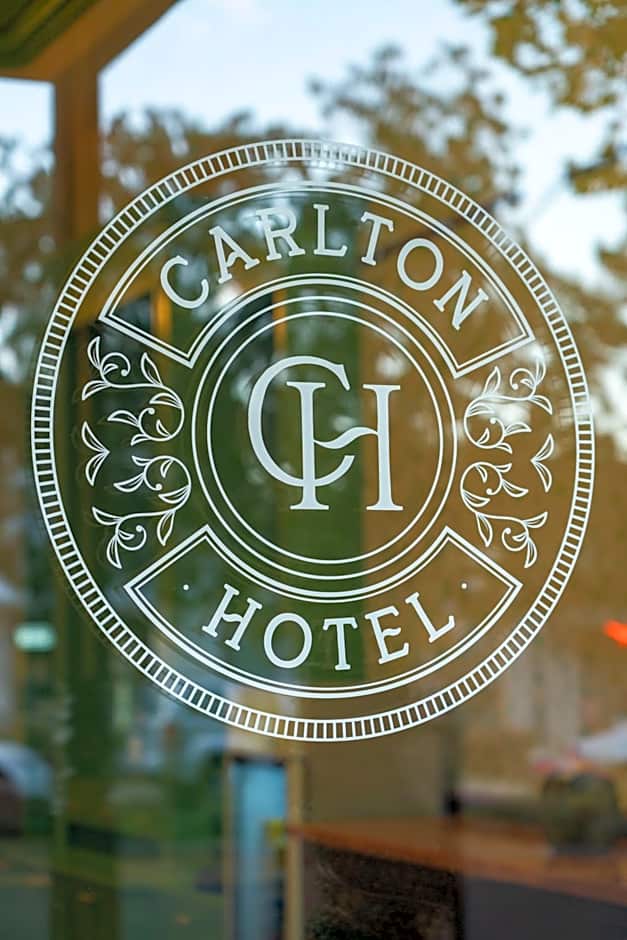 Carlton Hotel
