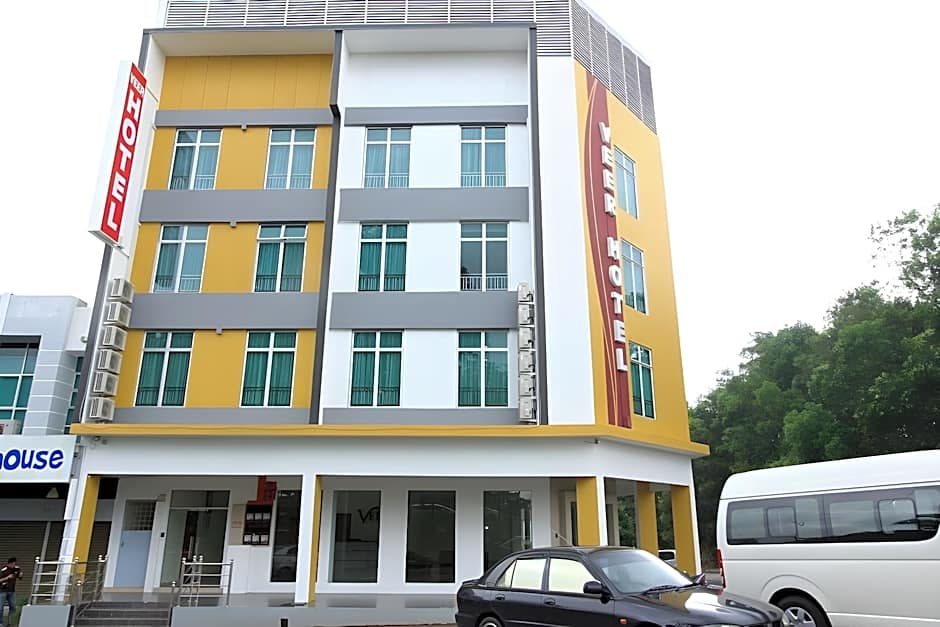 Veer Hotel