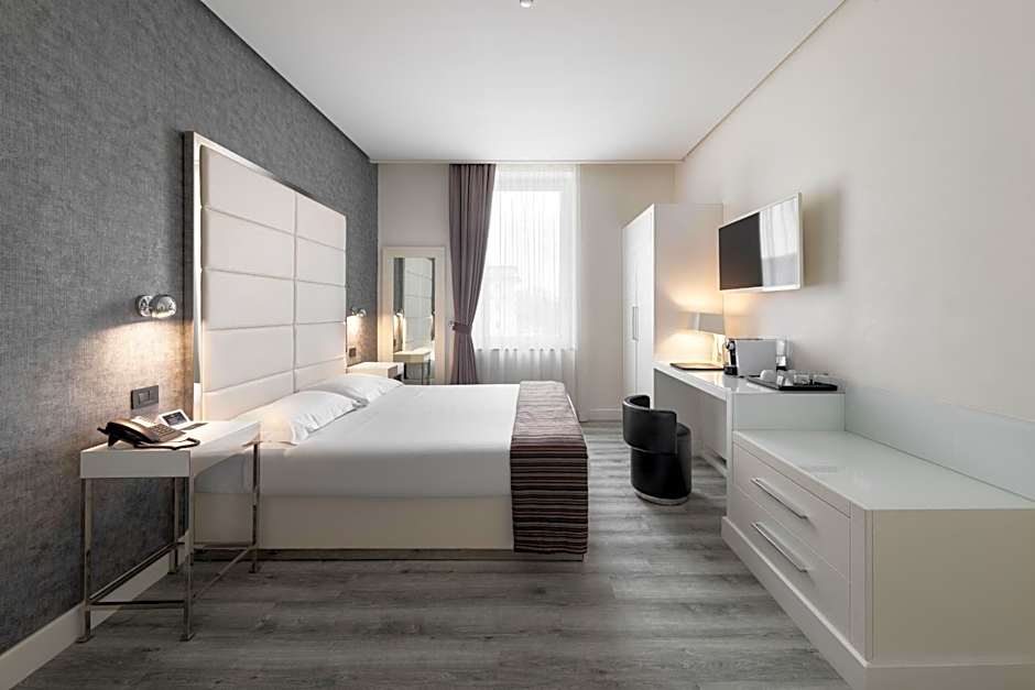 Photo 1 of 5 of Classic 1 Double Bed or 2 Beds