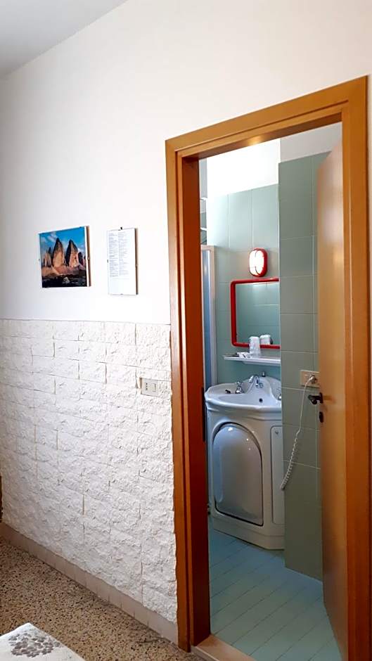 Hotel Villa Dina