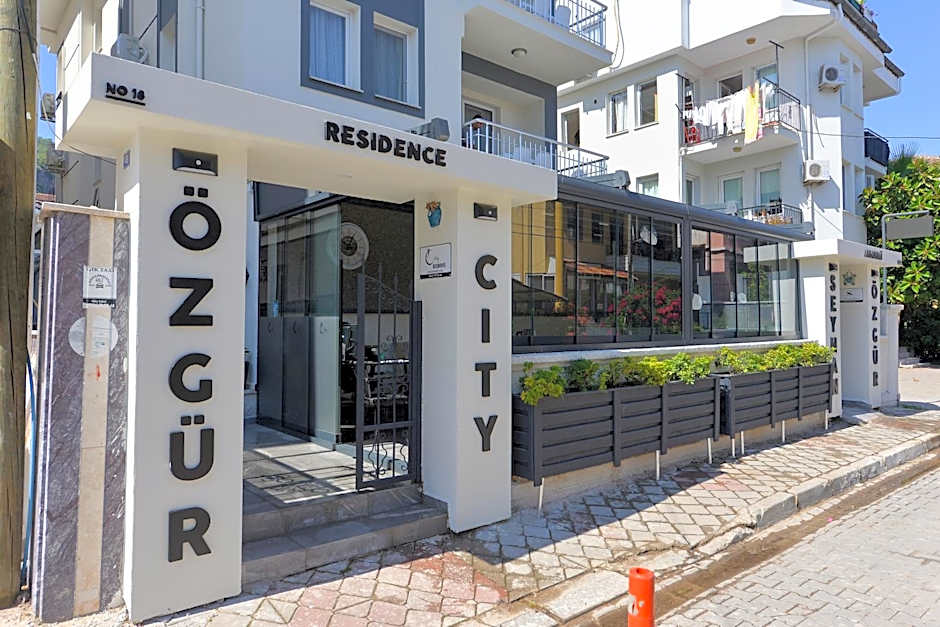 Ozgur City Residence