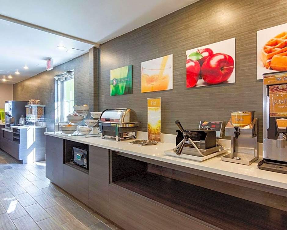 Quality Inn and Suites Ashland near Kings Dominion