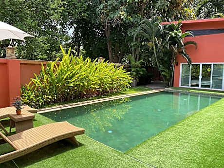 Hugo Villa (3-Bedroom Pool villa + Rooftop)