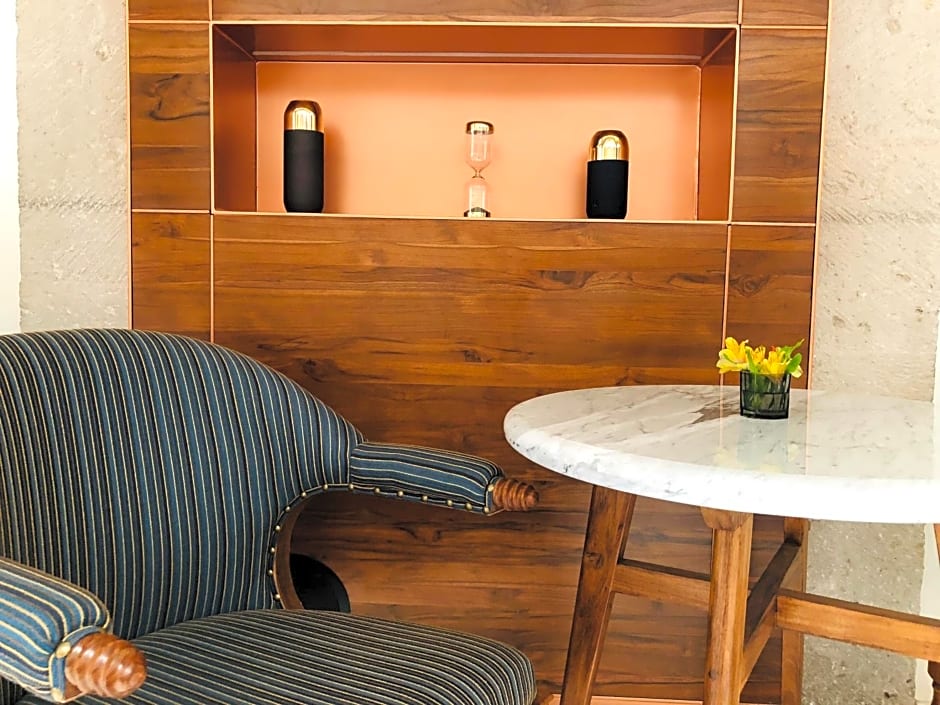 Hotel Herencia By Hosting House
