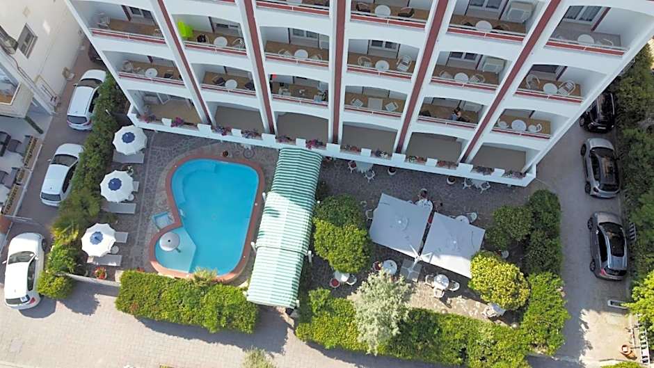Golf & Beach Hotel