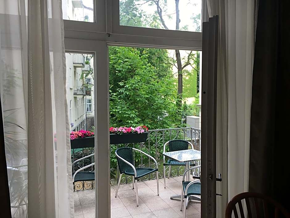 Pension Ani-Falstaff