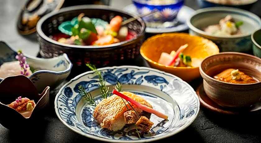 Heihachi Tea House Inn