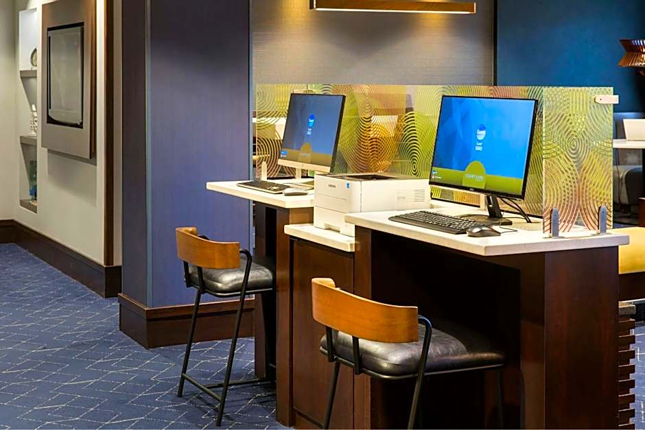 Courtyard by Marriott Buffalo Amherst/University