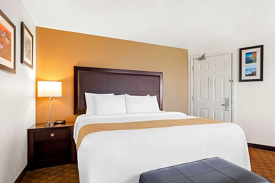 Quality Inn Port Angeles - near Olympic National Park